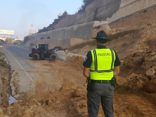 La chargeuse sur pneus de 5 tonnes de LTMG Machinery apporte une contribution majeure aux opérations de sauvetage lors d'un glissement de terrain au Guatemala en avril 2023
