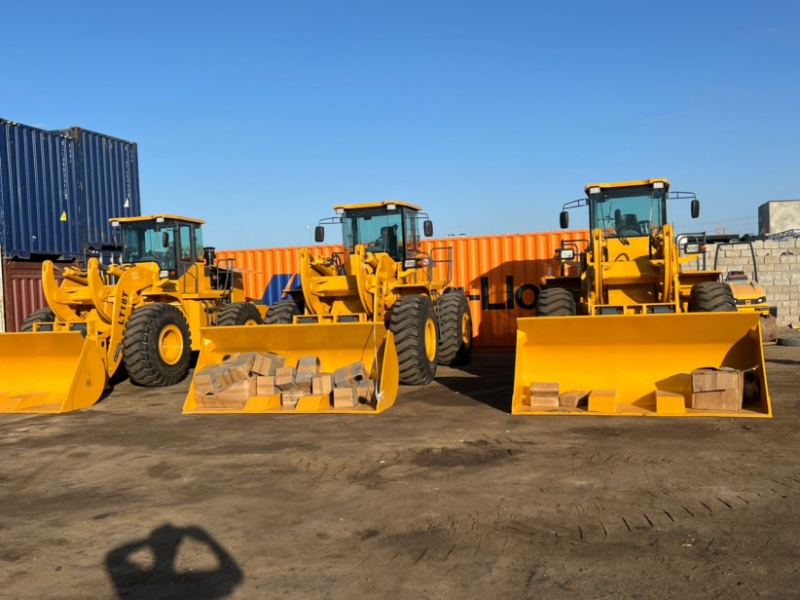 Libye - Chariot élévateur