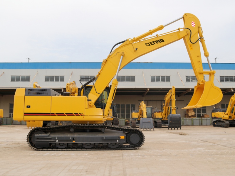 Large Excavator Size Guide: 23 Ton, 33 Ton, and 40 Ton Excavators