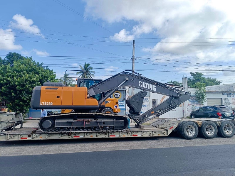 Pelle sur chenilles LTMG de 23 tonnes au Mexique